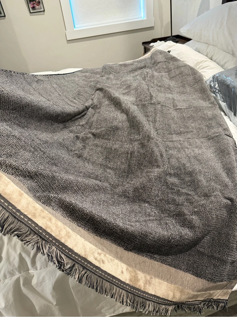 Beach towel with fringe